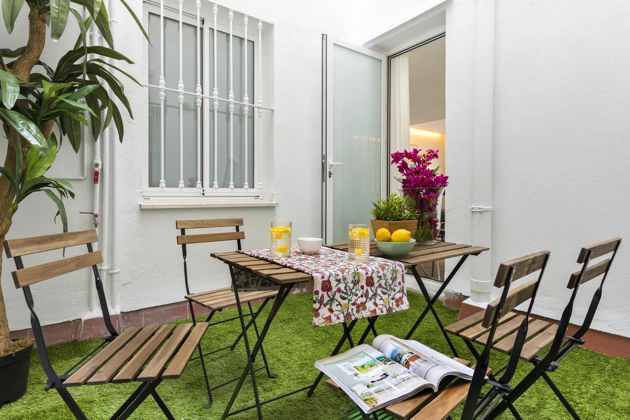 Genteel Home Santa Marta Seville Exterior photo